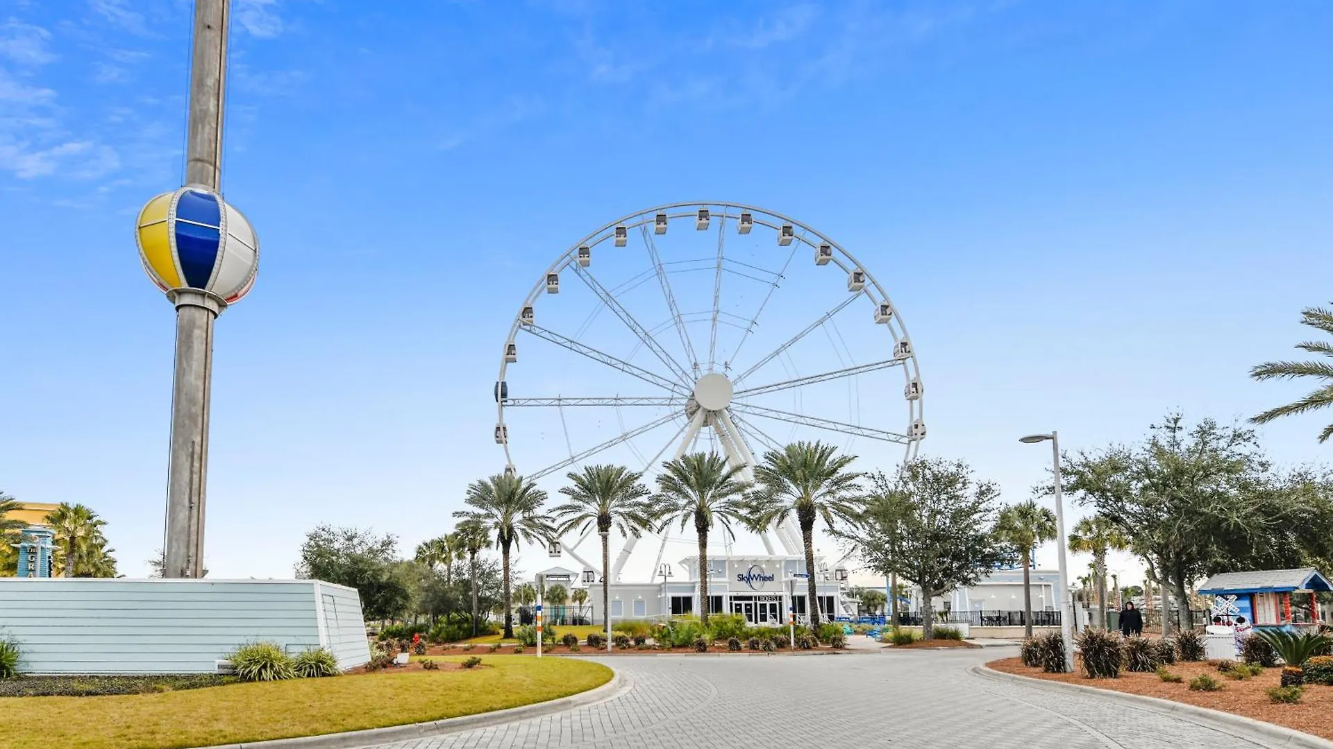 Emerald Beach #1236 By Book That Condo Panama City Beach 0*,